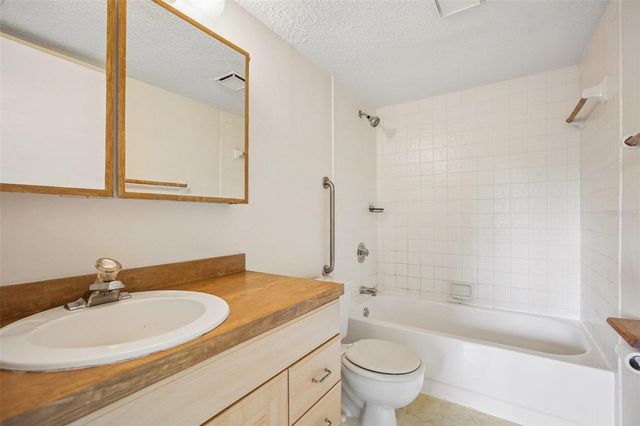 26485 RAMPART BOULEVARD A27, Punta Gorda, FL 33983
