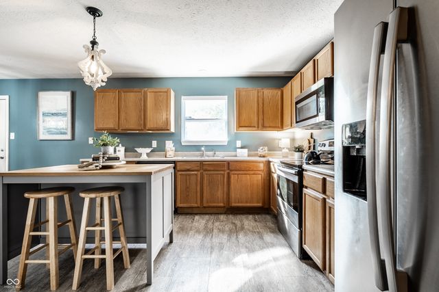 10511 Hyacinth Court, Noblesville, IN 46060