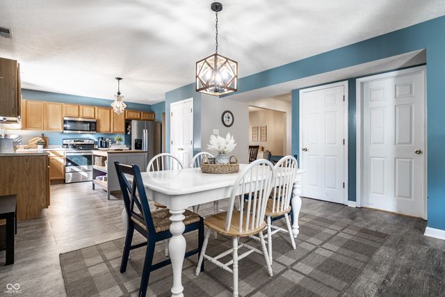 10511 Hyacinth Court, Noblesville, IN 46060
