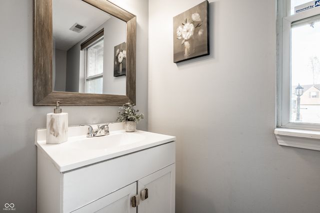 10511 Hyacinth Court, Noblesville, IN 46060
