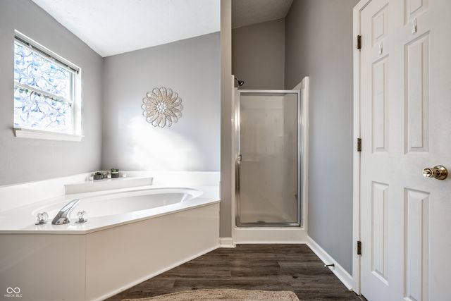 10511 Hyacinth Court, Noblesville, IN 46060