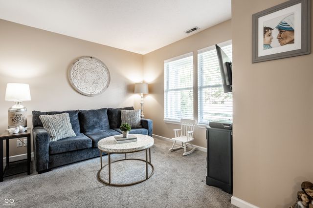 10511 Hyacinth Court, Noblesville, IN 46060