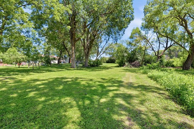 1019 S Sixth STREET, De Pere, WI 54115