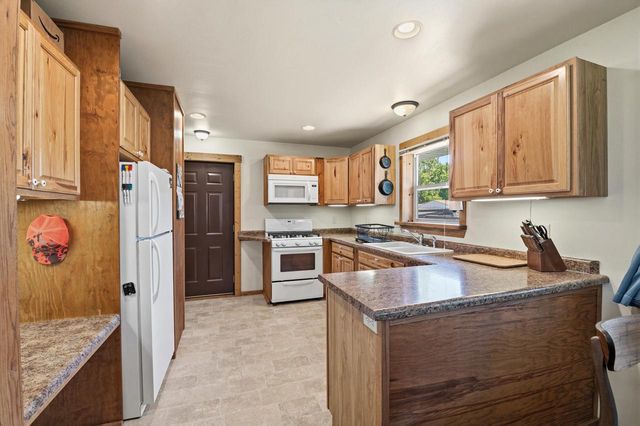 1019 S Sixth STREET, De Pere, WI 54115