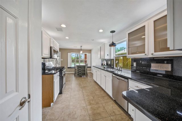 16731 Creek Trail, Houston, TX 77084