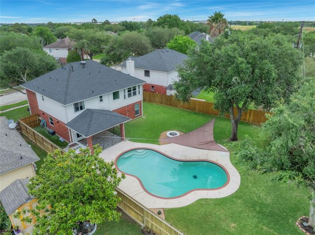 16731 Creek Trail, Houston, TX 77084