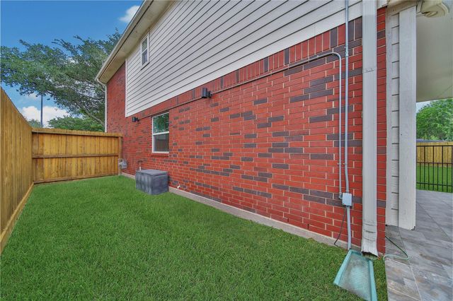 16731 Creek Trail, Houston, TX 77084