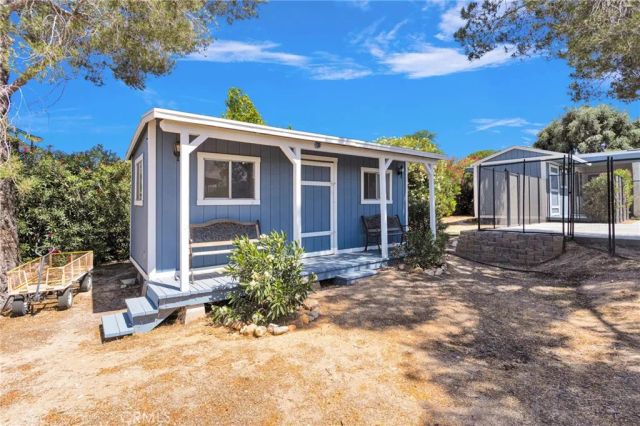 17760 Manzanita Street, Hesperia, CA 92345