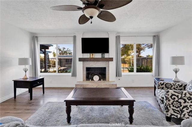 17760 Manzanita Street, Hesperia, CA 92345