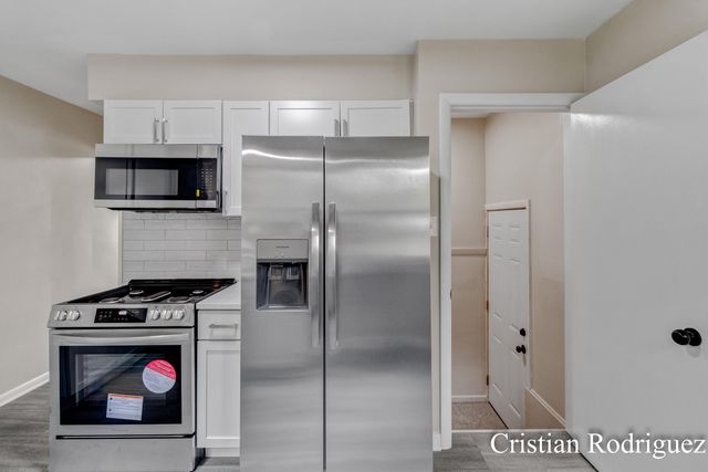 711 Fairfield Avenue Nw, City Of Grand Rapids, MI 49504