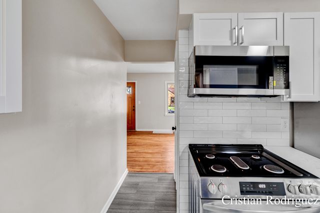 711 Fairfield Avenue Nw, City Of Grand Rapids, MI 49504