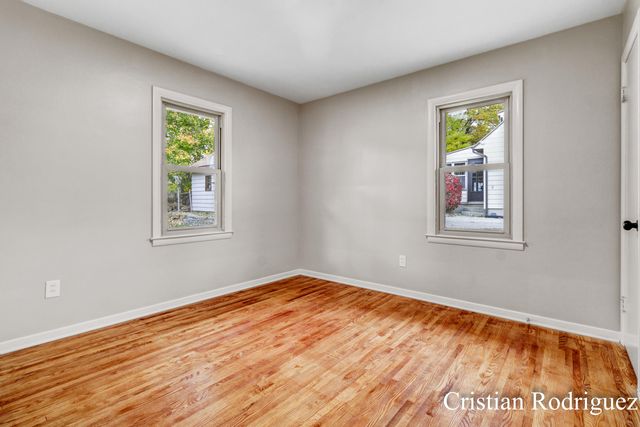 711 Fairfield Avenue Nw, City Of Grand Rapids, MI 49504