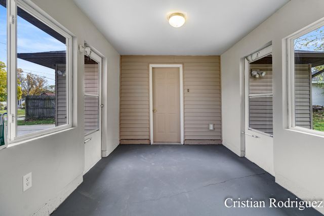 711 Fairfield Avenue Nw, City Of Grand Rapids, MI 49504