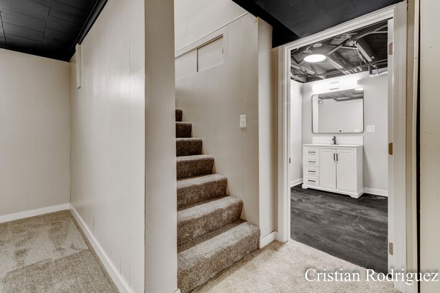 711 Fairfield Avenue Nw, City Of Grand Rapids, MI 49504