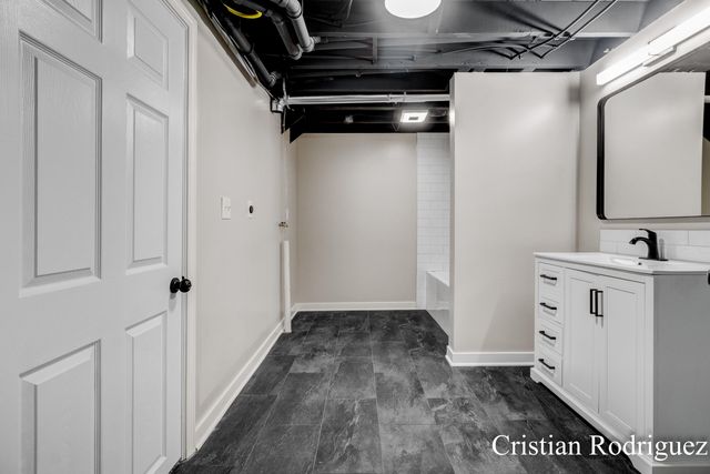 711 Fairfield Avenue Nw, City Of Grand Rapids, MI 49504