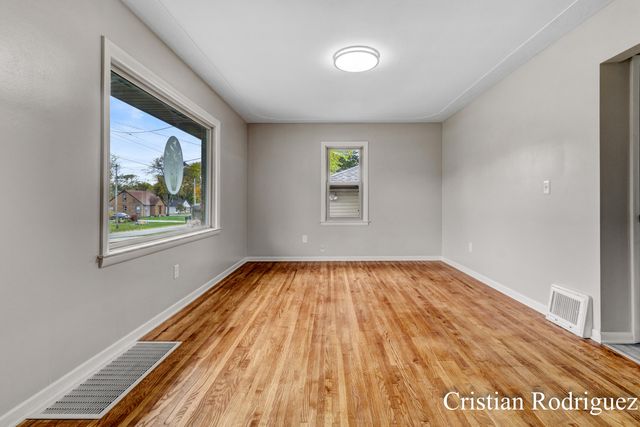 711 Fairfield Avenue Nw, City Of Grand Rapids, MI 49504