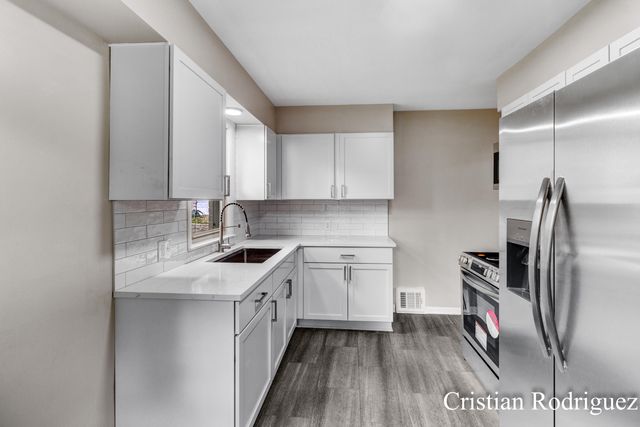 711 Fairfield Avenue Nw, City Of Grand Rapids, MI 49504