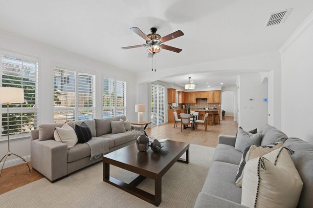 1869 Tuscan Grove Cir, Roseville, CA 95747