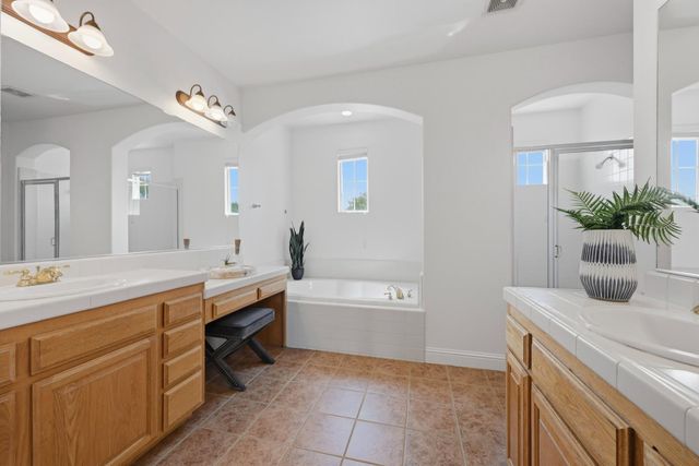 1869 Tuscan Grove Cir, Roseville, CA 95747