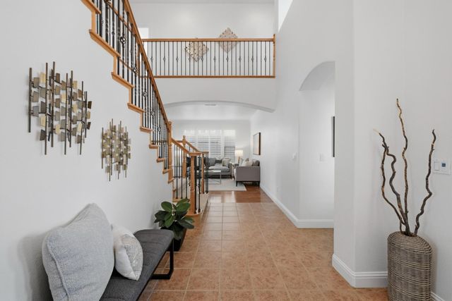 1869 Tuscan Grove Cir, Roseville, CA 95747