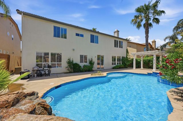 1869 Tuscan Grove Cir, Roseville, CA 95747