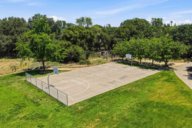 1869 Tuscan Grove Cir, Roseville, CA 95747