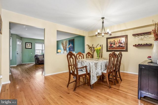 19 REGENCY CT, Marlton, NJ 08053