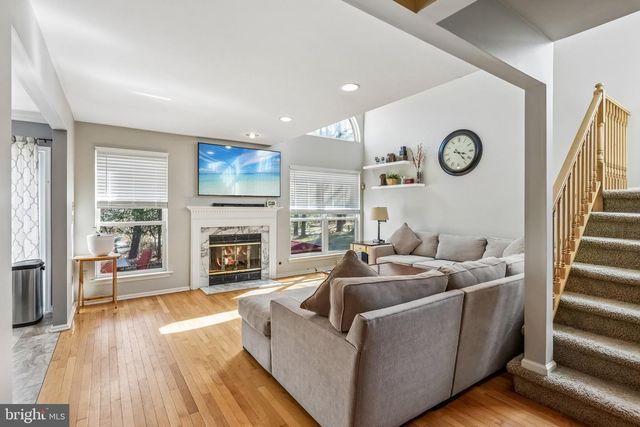 19 REGENCY CT, Marlton, NJ 08053