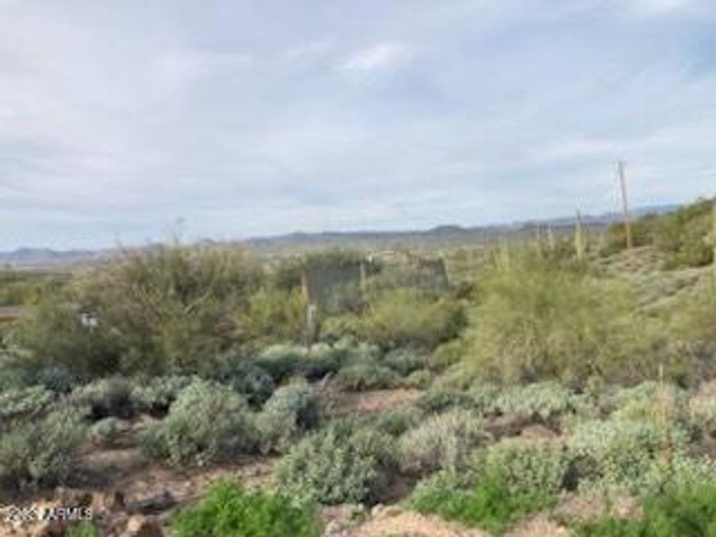 49636 N 15th Avenue 4, New River, AZ 85087
