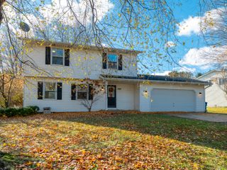 569 Club View Drive, Oshtemo Twp, MI 49009