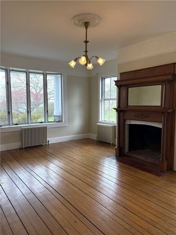 39 Walcott Avenue, Jamestown, RI 02835