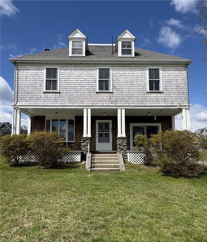 39 Walcott Avenue, Jamestown, RI 02835