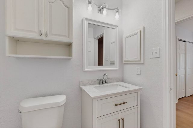 328 Cortland Circle, Roanoke, TX 76262