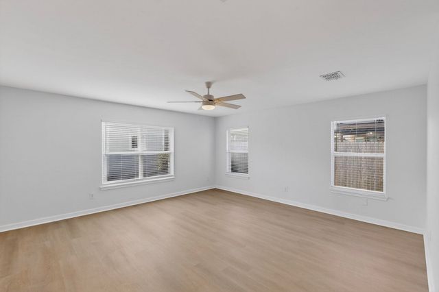 328 Cortland Circle, Roanoke, TX 76262