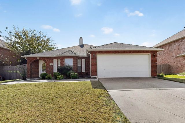 328 Cortland Circle, Roanoke, TX 76262