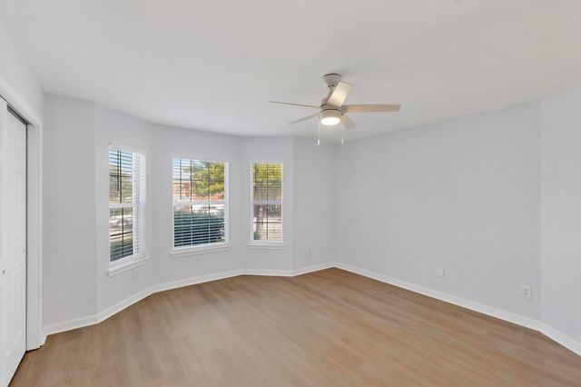 328 Cortland Circle, Roanoke, TX 76262