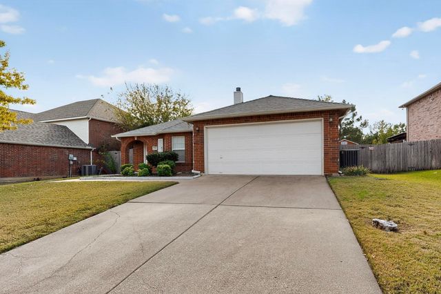 328 Cortland Circle, Roanoke, TX 76262