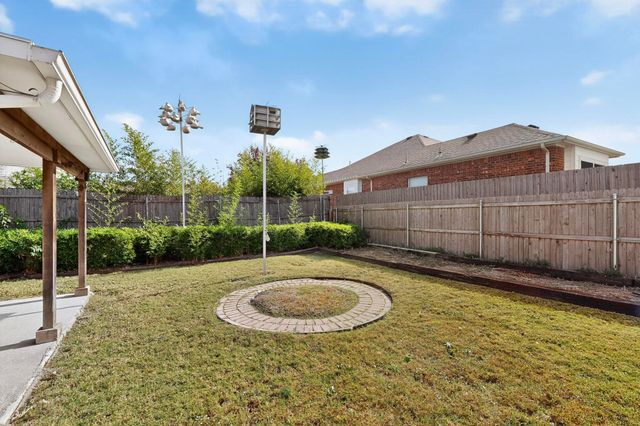 328 Cortland Circle, Roanoke, TX 76262