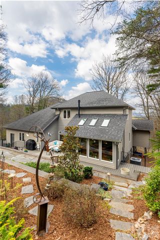 168 Skyview Circle, Asheville, NC 28804