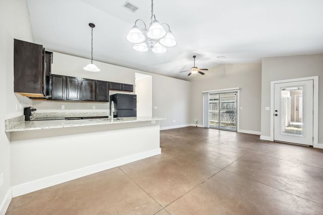 3307 E Aster St, Derby, KS 67037