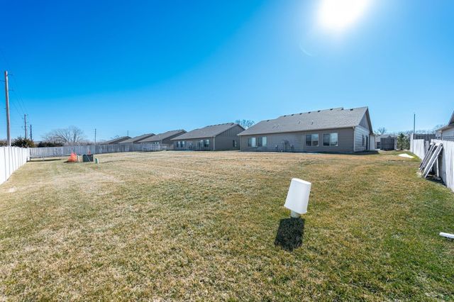 3307 E Aster St, Derby, KS 67037