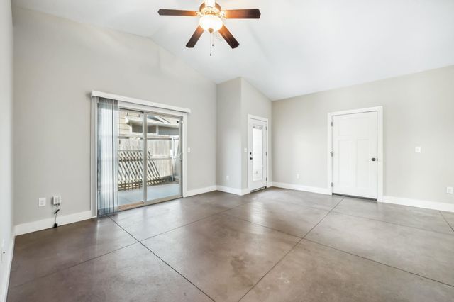 3307 E Aster St, Derby, KS 67037