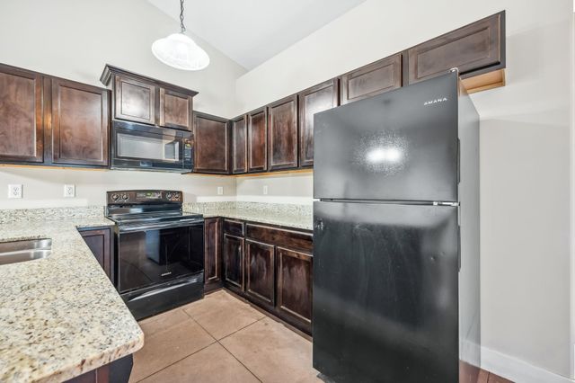 3307 E Aster St, Derby, KS 67037