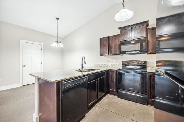 3307 E Aster St, Derby, KS 67037