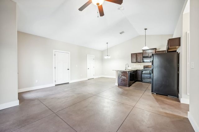 3307 E Aster St, Derby, KS 67037