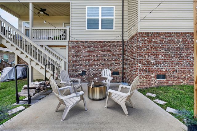 102 Albatross Ct, La Vergne, TN 37086
