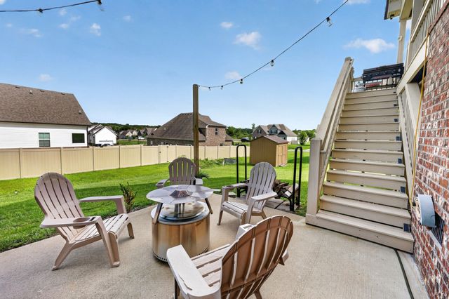 102 Albatross Ct, La Vergne, TN 37086