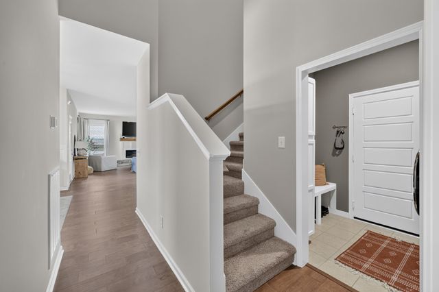 102 Albatross Ct, La Vergne, TN 37086