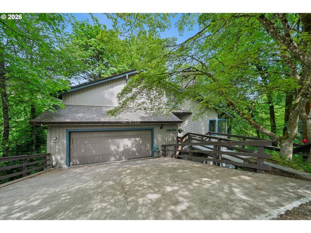 19655 SUN Cir, West Linn, OR 97068