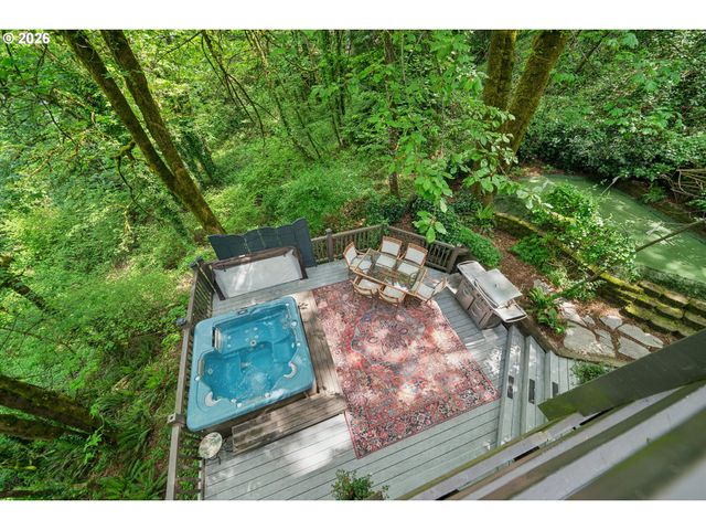 19655 SUN Cir, West Linn, OR 97068